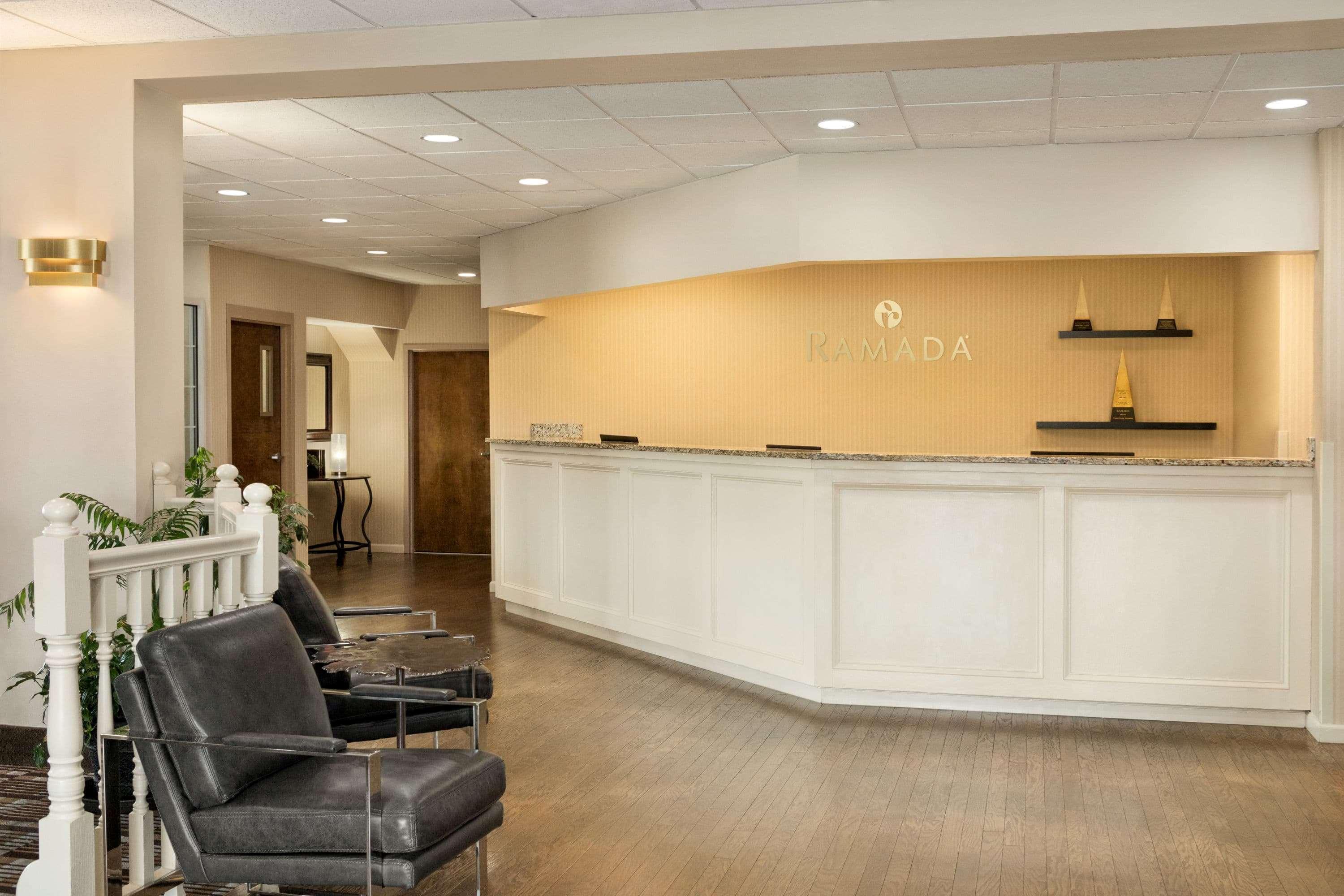 Ramada By Wyndham Pigeon Forge North Hotel Bagian luar foto
