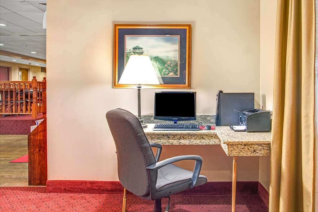 Ramada By Wyndham Pigeon Forge North Hotel Fasilitas foto